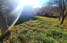 Teren intravilan 750mp,cu casa veche ,situat in Feleacu