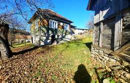 Teren intravilan 750mp,cu casa veche ,situat in Feleacu
