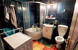 Apartament la mansarda, 56 mp, zona Florilor