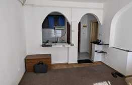 Apartament cu 2 camere, 41 mp, zona Ambient!