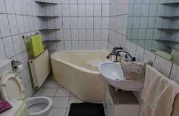 Apartament cu 2 camere, 41 mp, zona Ambient!