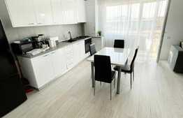 Apartament 2 camere, etaj intermediar, parcare, zona Cetatii!