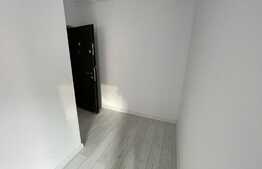 Apartament 3 camere, 49 mp, gradina de 50 mp, parcare, zona Vivo!