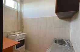 Garsoniera de 30 mp, zona strazii Detunata