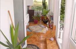 Vanzare apartament 3 camere, 75 mp utili, mobilat, plus loc de parcare