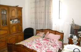 Vanzare apartament 3 camere, 75 mp utili, mobilat, plus loc de parcare