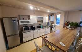 Apartament spatios, 80 mp, parcare, ultracentral! Zona Eroilor!