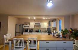 Apartament spatios, 80 mp, parcare, ultracentral! Zona Eroilor!