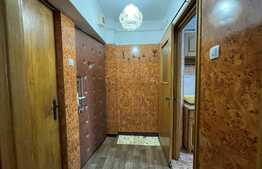 Apartament de 2 camere, 50 mp, balcon, zona Piata Hermes