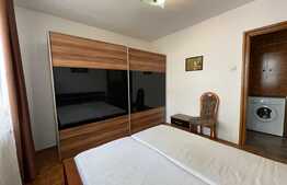 Apartament de 2 camere, 50 mp, balcon, zona Piata Hermes