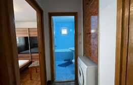 Apartament de 2 camere, 50 mp, balcon, zona Piata Hermes