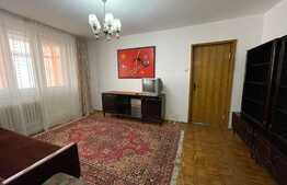 Apartament de 2 camere, 50 mp, balcon, zona Piata Hermes