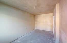 Apartament 2 camere semidecomandate! balcon, etaj intermediar, zona Sub Cetate