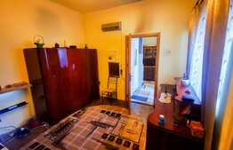 Apartament la casă 2 camere, ultracentral!