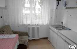 Apartament 3 camere, 60 mp, complet mobilat, boxa la subsol, 5 minute de Cora!