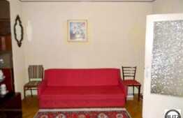 Apartament 3 camere, 60 mp, complet mobilat, boxa la subsol, 5 minute de Cora!