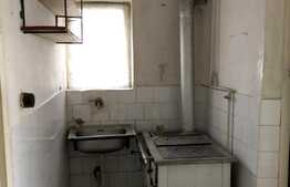 Casa de vanzare 50 mp si 250 mp teren, in cartierul Marasti!