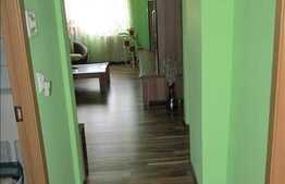 Vanzare apartament 4 camere decomandate, 81 mp utili, balcon, zona Billa!