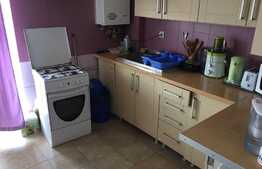 Apartament 2 camere cu terasa de 20 mp in zona Centrala din Apahida