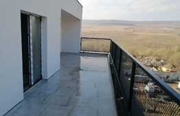 Apartamentul tau cu 2 camere si terasa cu view este aici!