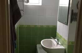 Apartament de 4 camere, 60 mp, parcare, zona strazii Mehedinti