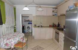 2 camere, 60 mp, mobilat modern, imobil tip casa, zona strazii Olanesti