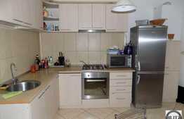 2 camere, 60 mp, mobilat modern, imobil tip casa, zona strazii Olanesti