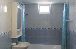 Apartament cu doua camere, parcare cu CF, pret avantajos!