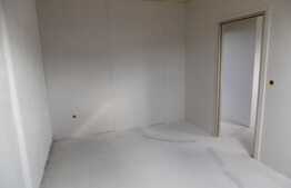 OPORTUNITATE!!! Apartament 3 camere, 71 mp zona Eroilor