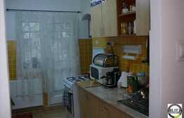 2 camere de vanzare, 52 mp utili, zona Oltului, cu boxa si parcare, etaj 1