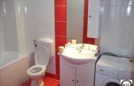 Vanzare apartament 2 camere, 54 mp utili, zona Edgar Quinet, cu boxa si garaj