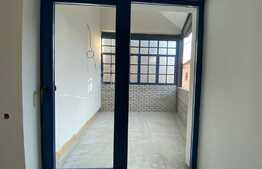 Cladire in stil Baroc, in Piata Muzeului spatiu la etaj cu acces din strada