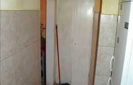 Apartament 3 camere de vanzare, 55 mp utili, zona Clabucet