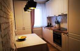 Apartament de 3 camere, mobilat și utilat modern, balcon, zona Astra