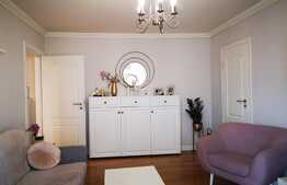 Apartament de 3 camere, mobilat și utilat modern, balcon, zona Astra