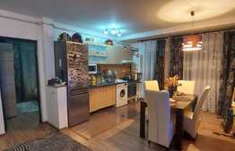 Apartament modern de 2 camere, CF, balcon, etaj intermediar