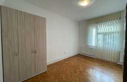 Spatiu de birou, 55 mp, parcare, finisaje moderne, zona Teatru National