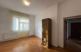 Spatiu de birou, 55 mp, parcare, finisaje moderne, zona Teatru National