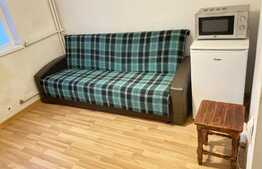 Garsoniera mobilata si utilata, etaj intermediar, Gruia