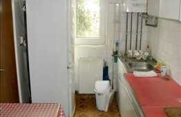 Vanzare 4 camere, 87 mp , boxa pentru depozitare, izolat termic