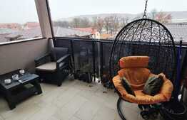 Apartament de 3 camere cu terasa, garaj, incalzire in pardoseala, acces restrictionat, la 5 minute de Vivo 