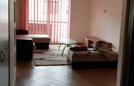 Apartament 3 camere, 2 balcoane, garaj, zona Grand Hotel Italia