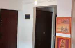 Apartament 3 camere, 2 balcoane, garaj, zona Grand Hotel Italia