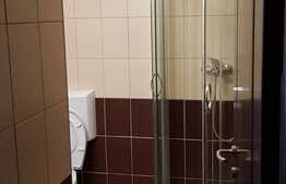 Apartament 3 camere, 2 balcoane, garaj, zona Grand Hotel Italia