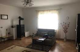 Casa renovata,110 mp utili, 20 km de Brasov, Rotbav