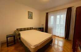 Apartament de 3 camere, decomandat, garaj, zona strazii Bucuresti