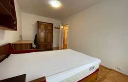 Apartament de 3 camere, decomandat, garaj, zona strazii Bucuresti