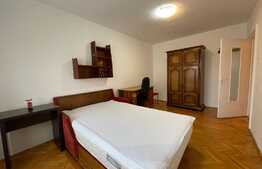 Apartament de 3 camere, decomandat, garaj, zona strazii Bucuresti