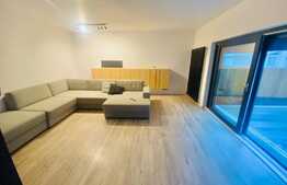 Exclusivitate! Apartament de 2 camere decomandate, etaj intermediar, gradina, la cheie! Zona Vivo