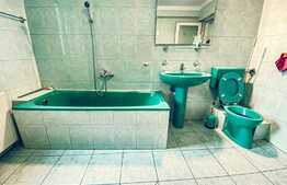 Casa finisata, 128 mp, curte privata, zona Republicii!